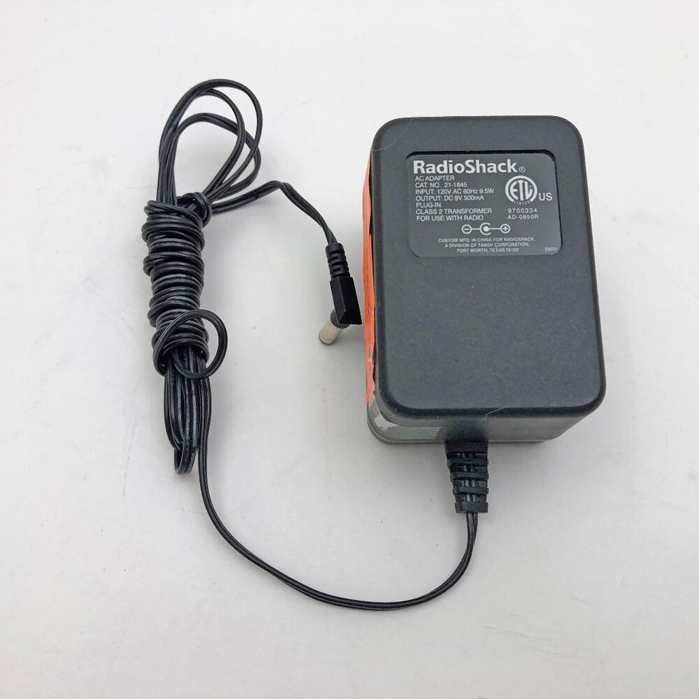 Genuine Radio Shack AC Adapter 9V 500 mA Power Supply 9.5W